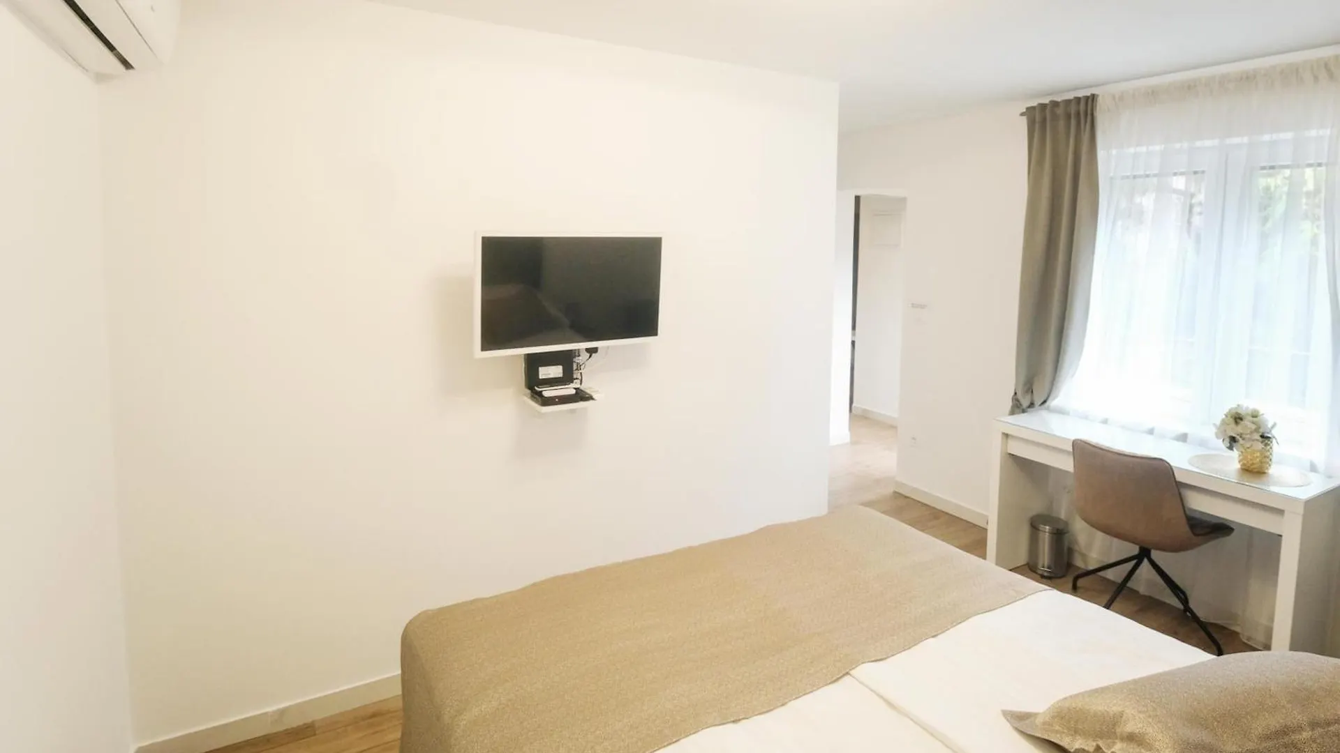 Bepa Guest House Split Apartment