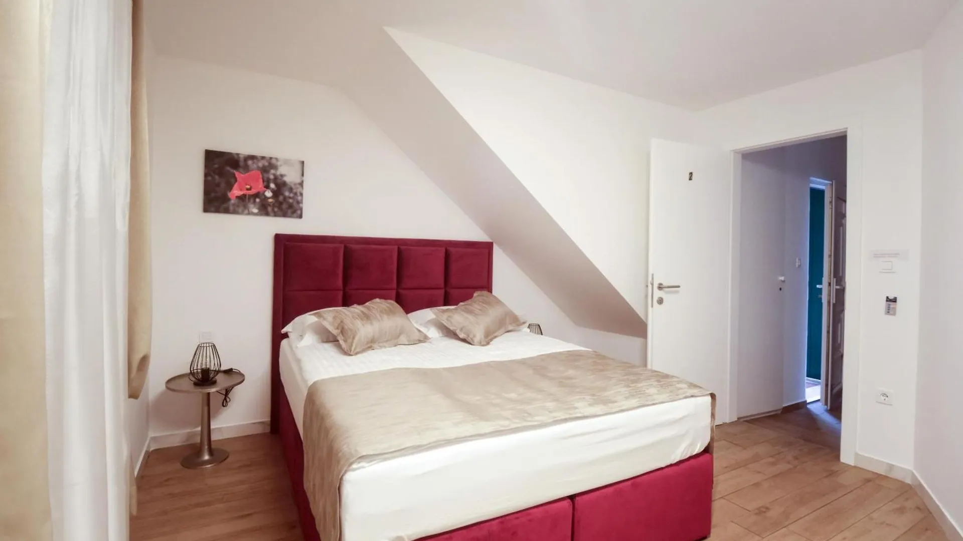 Bepa Guest House Split 0*,  Croatia