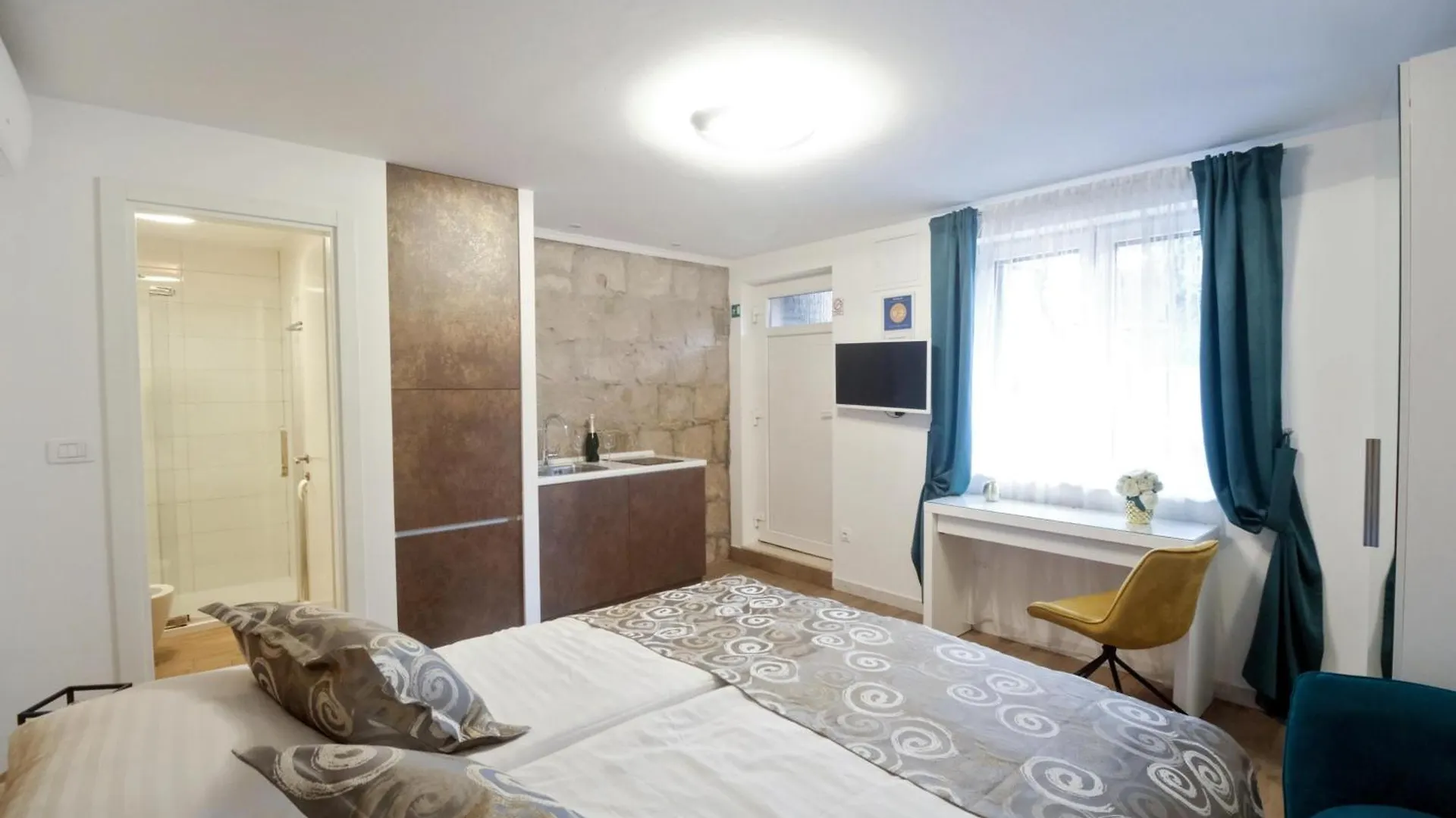 Bepa Guest House Split